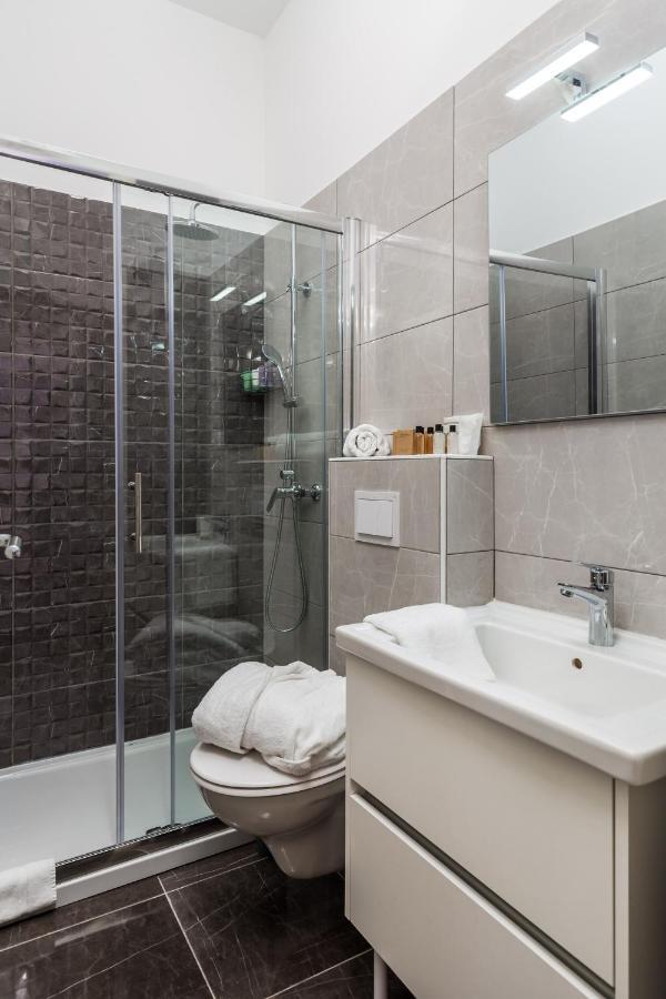 Quiet Center Apartments غييكا المظهر الخارجي الصورة
