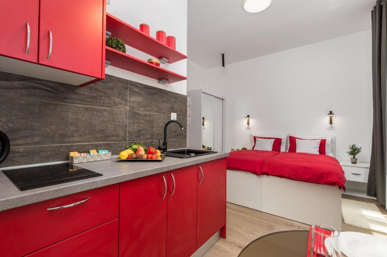Quiet Center Apartments غييكا المظهر الخارجي الصورة