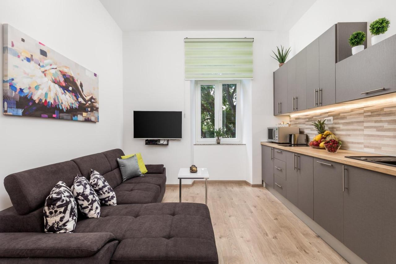 Quiet Center Apartments غييكا المظهر الخارجي الصورة