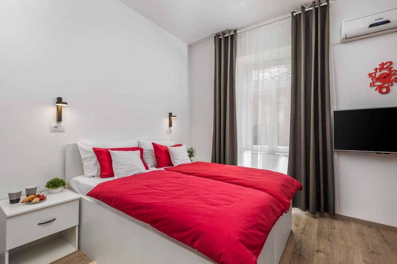 Quiet Center Apartments غييكا المظهر الخارجي الصورة