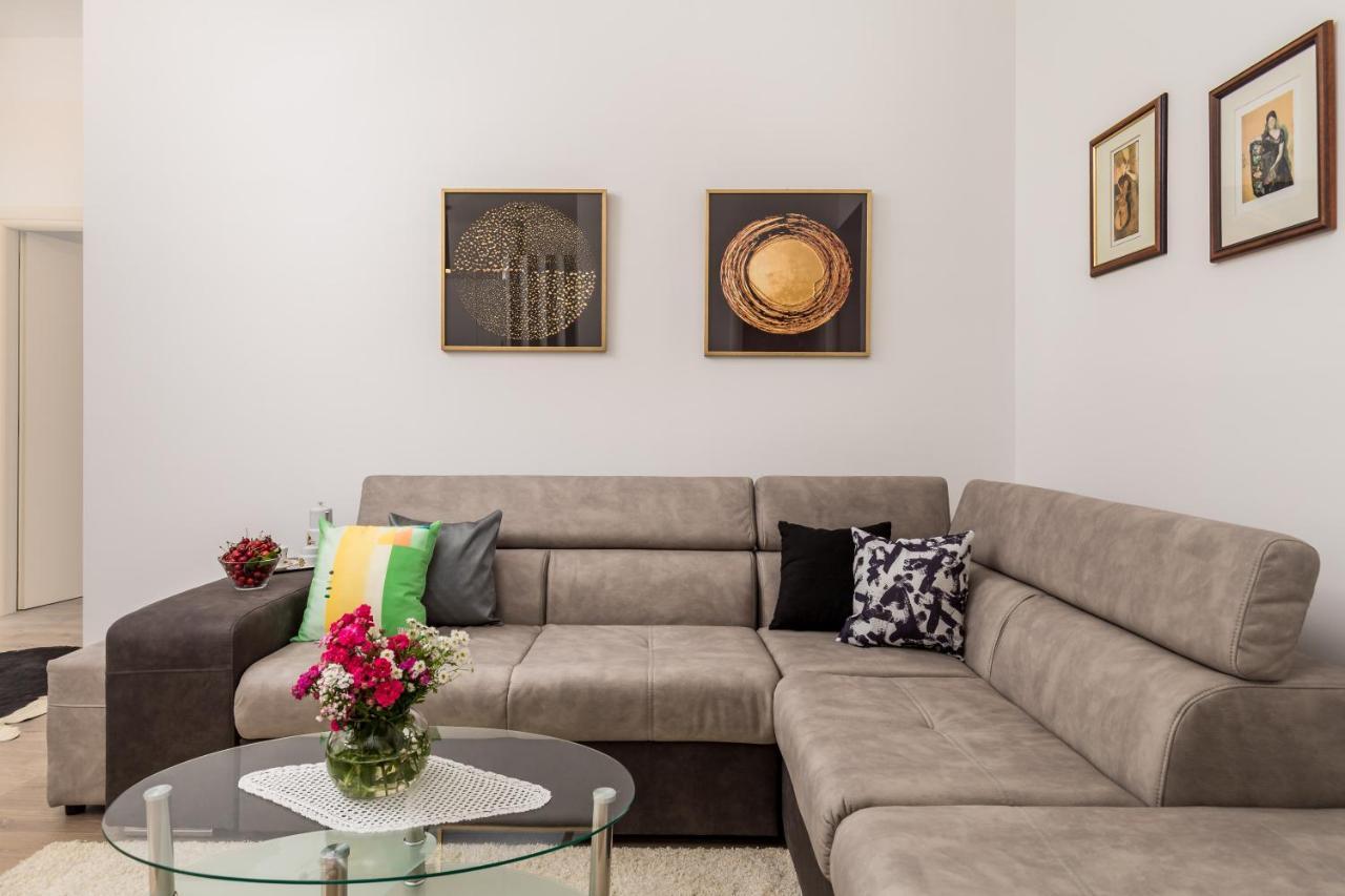 Quiet Center Apartments غييكا المظهر الخارجي الصورة